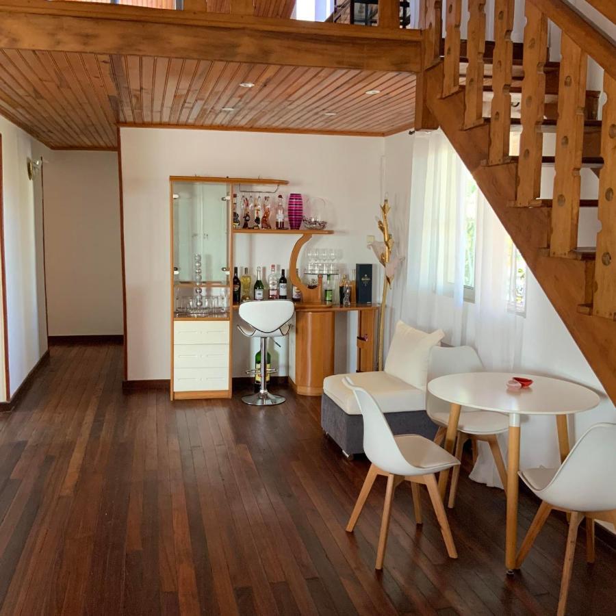 Villa Eden Wood Ivato  ภายนอก รูปภาพ
